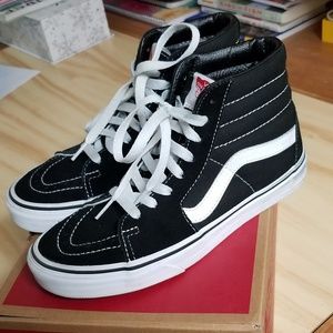 Sk8-Hi Vans